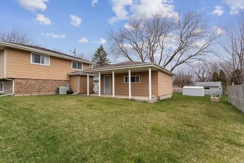 1426 Summit Dr, Lockport, IL 60441 photo 17