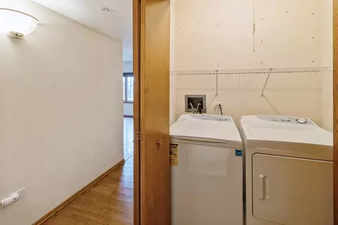 1325 Perry St #308, Des Plaines, IL 60016 photo 9