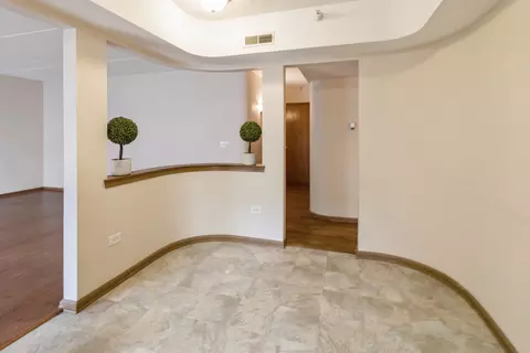 1325 Perry St #308, Des Plaines, IL 60016 photo 5