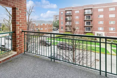1325 Perry St #308, Des Plaines, IL 60016 photo 8