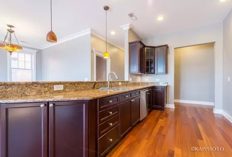 1148 W Monroe St #6SW, Chicago, IL 60607 photo 4