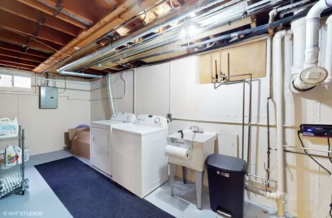 1446 S 4th Ave, Des Plaines, IL 60018 photo 13