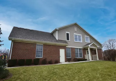 13415 Forest Ridge Dr, Palos Heights, IL 60463