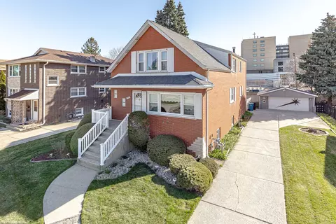 9409 S Kolmar Ave, Oak Lawn, IL 60453