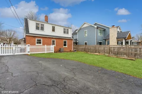 Exterior - 327 Nora Ave, Glenview, IL 60025 photo 3 of 4