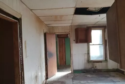 Entry Way - 6531 S May St, Chicago, IL 60621 photo 1 of 3