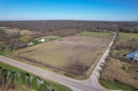 41 W250 Rt 38, Campton Hills, IL 60175