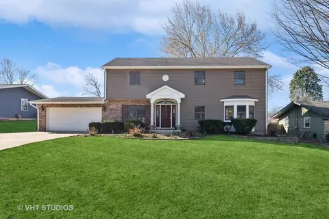 3105 Killarney Dr, Cary, IL 60013