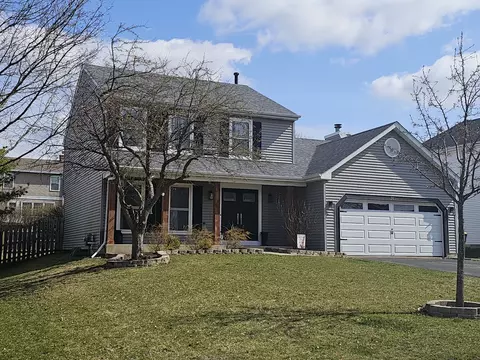 961 Brandt Dr, Lake In The Hills, IL 60156