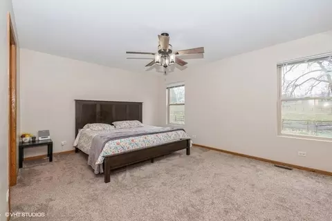 5359 Christopher Dr, Oak Forest, IL 60452 photo 5
