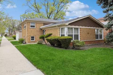 9558 S Parnell Ave, Chicago, IL 60628
