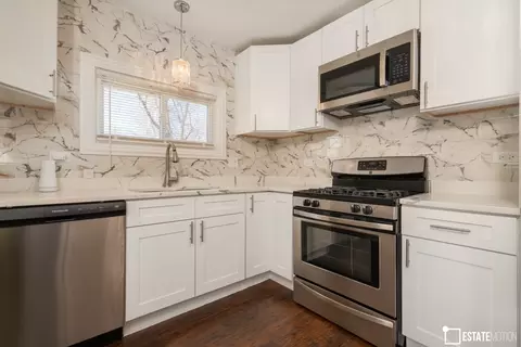 Kitchen - 16335 Hermitage Ave, Markham, IL 60428 photo 2 of 2