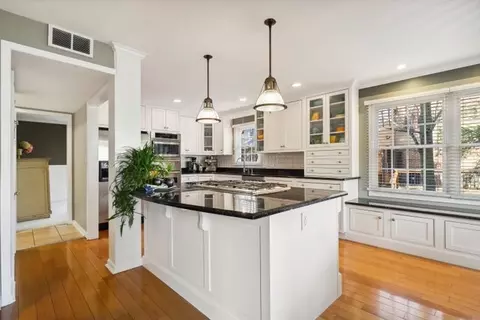 Kitchen - 4208 Oaksbury Ln, Rolling Meadows, IL 60008 photo 1 of 6