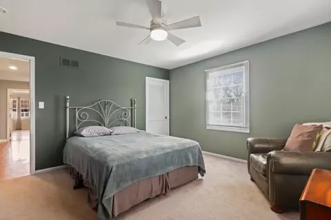 Bedroom - 4208 Oaksbury Ln, Rolling Meadows, IL 60008 photo 4 of 4