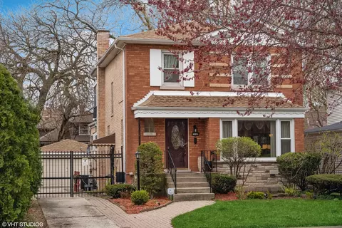 7040 S Constance Ave, Chicago, IL 60649