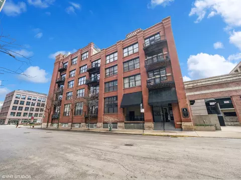 1000 W Washington Blvd #327, Chicago, IL 60607