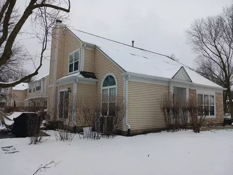 4756 Amber Cir, Hoffman Estates, IL 60192 photo 4