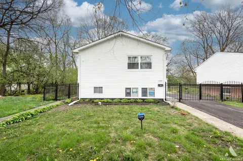 Exterior - 16605 Marshfield Ave, Markham, IL 60428 photo 6 of 8