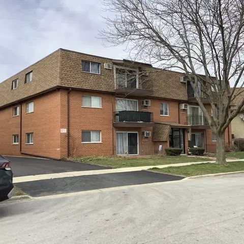 10530 Parkside Ave #10, Chicago Ridge, IL 60415