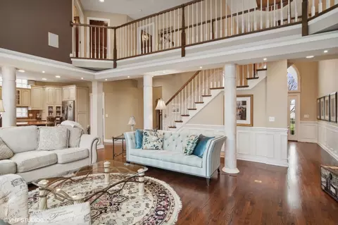 Living - 2919 Beth Ln, Naperville, IL 60564 photo 4 of 7