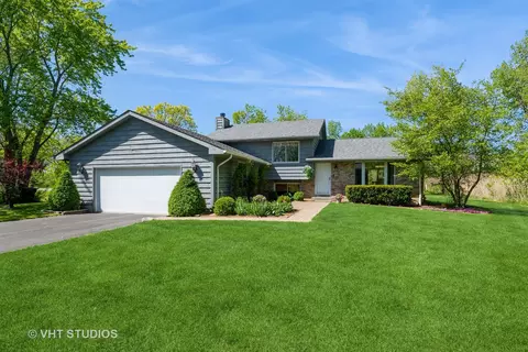 14490 W Jody Ln, Wadsworth, IL 60083