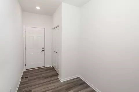 Entry Way - 15217 S Emerson St, Plainfield, IL 60544 photo 2 of 3