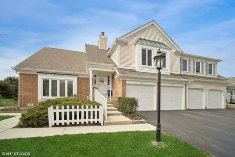 617 Thistle Ln, Prospect Heights, IL 60070