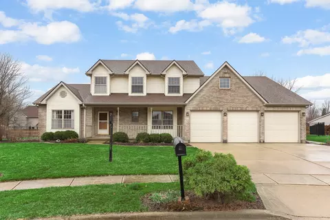 959 Willow Cir, Dekalb, IL 60115