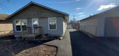 203 E Hawthorne Dr, Round Lake Beach, IL 60073