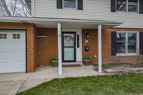 24022 W Highview Ct, Plainfield, IL 60544 photo 2