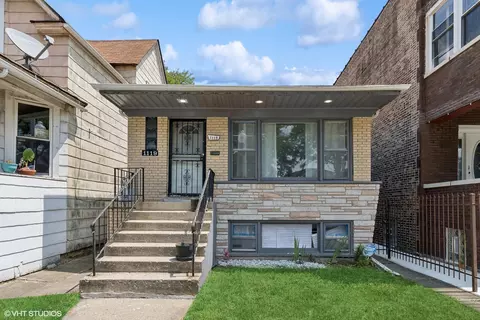 1119 N Austin Blvd, Chicago, IL 60651