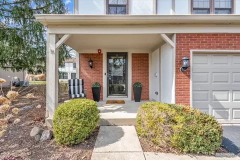 Exterior - 4560 Topaz Dr, Hoffman Estates, IL 60192 photo 3 of 6