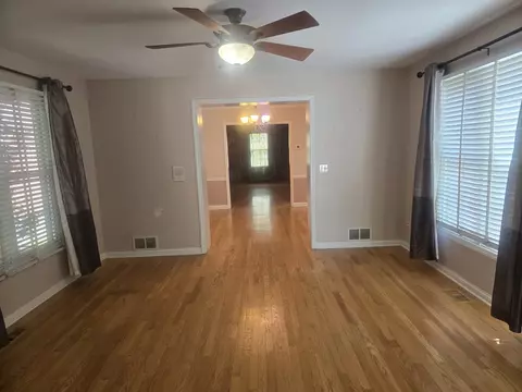Living - 312 Nuttall Rd, Riverside, IL 60546 photo 5 of 5