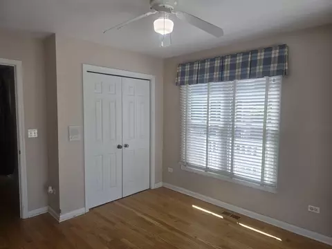 Bedroom - 312 Nuttall Rd, Riverside, IL 60546 photo 2 of 6