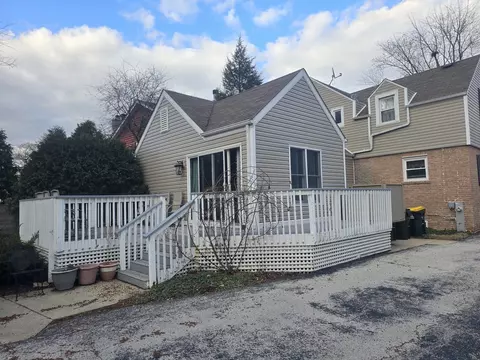 Exterior - 312 Nuttall Rd, Riverside, IL 60546 photo 4 of 8