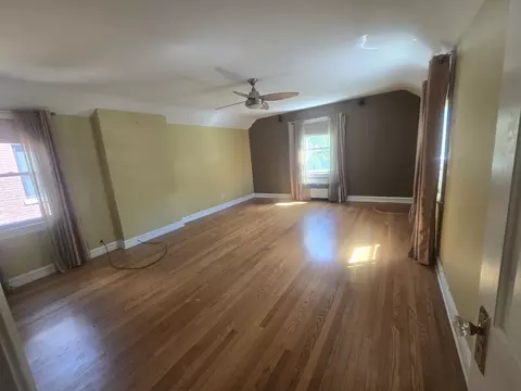 Bedroom - 312 Nuttall Rd, Riverside, IL 60546 photo 3 of 6