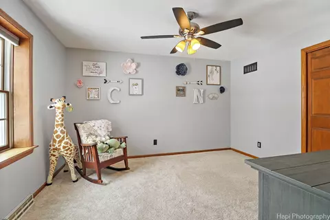 Bedroom - 5212 Hickory Ln, Mchenry, IL 60051 photo 5 of 7
