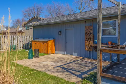 Exterior - 117 Cheltenham Dr, Normal, IL 61761 photo 9 of 14