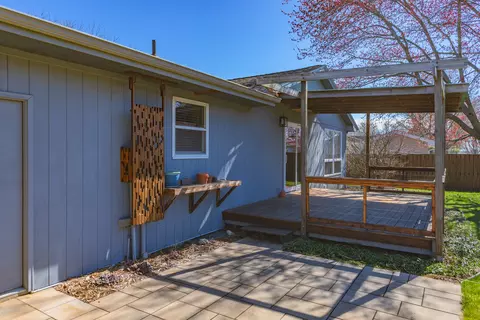 Exterior - 117 Cheltenham Dr, Normal, IL 61761 photo 8 of 14