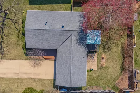 View/Area - 117 Cheltenham Dr, Normal, IL 61761 photo 4 of 5