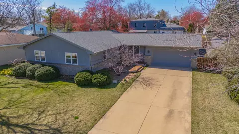 View/Area - 117 Cheltenham Dr, Normal, IL 61761 photo 1 of 5