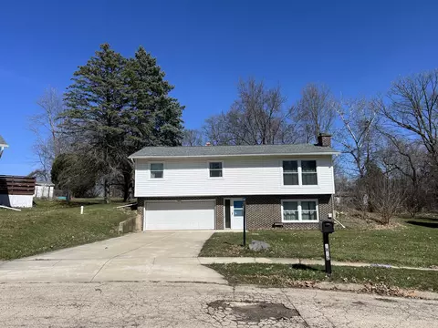 1812 Revere St, Freeport, IL 61032