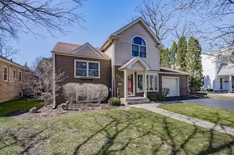 4918 Montgomery Ave, Downers Grove, IL 60515