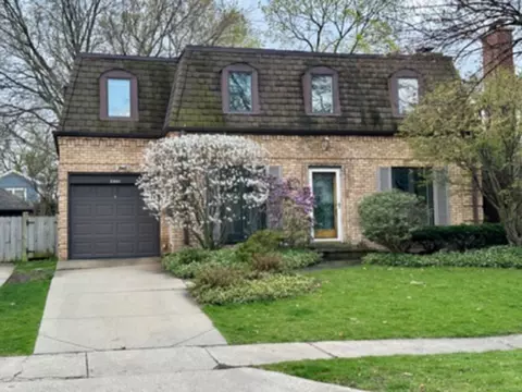 2001 Thornwood Ave, Wilmette, IL 60091