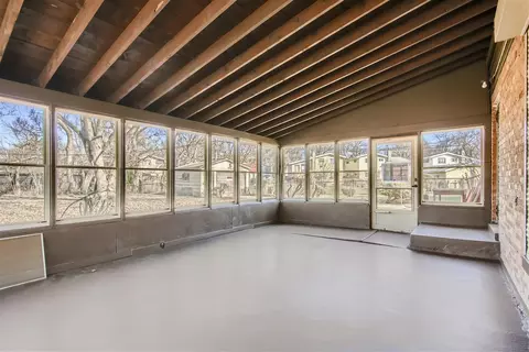 1224 E 85th Pl, Chicago, IL 60619 photo 8