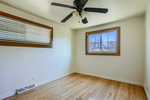 1224 E 85th Pl, Chicago, IL 60619 photo 6