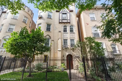 6214 N Richmond St, Chicago, IL 60659
