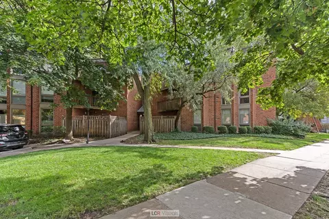 2131 N Larrabee St #6202, Chicago, IL 60614