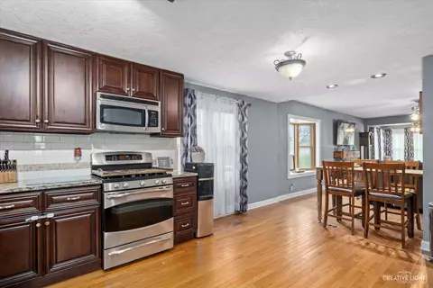 710 Assembly Pl, Dixon, IL 61021 photo 11