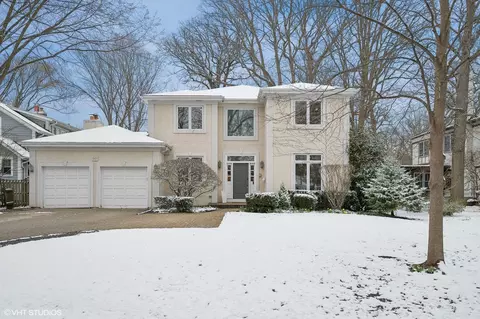 561 Drexel Ave, Glencoe, IL 60022